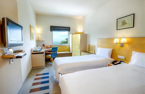 Phase 2 Hotel | Radha Hometel