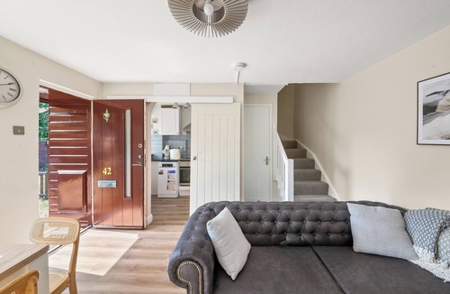 Datchet House | Radiant Retreat Datchet-Heathrow Windsor Legoland