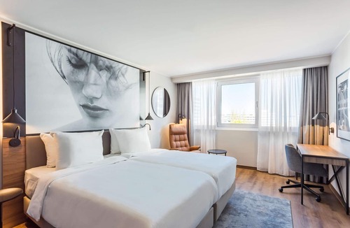 Golzheim Hotel | Radisson Blu Conference Hotel, Düsseldorf
