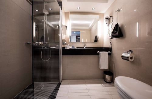Golzheim Hotel | Radisson Blu Conference Hotel, Düsseldorf