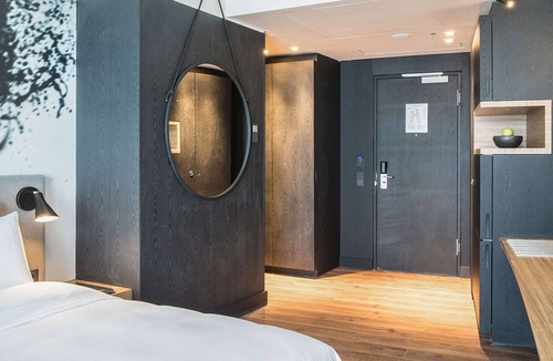 Deutz Hotel | Radisson Blu Hotel, Cologne