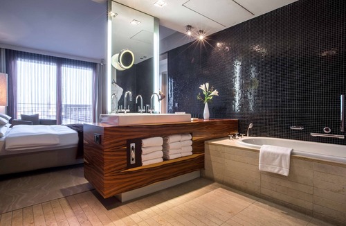 Deutz Hotel | Radisson Blu Hotel, Cologne