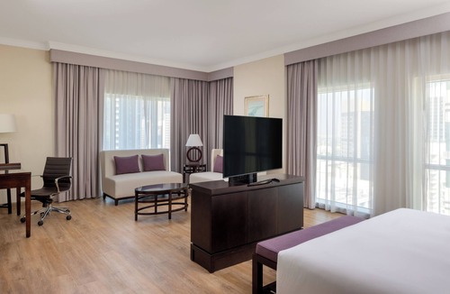Barsha Heights Hotel | Radisson Blu Hotel, Dubai Barsha Heights
