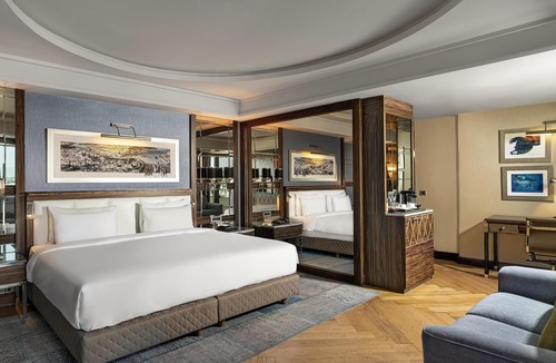 Pera Hotel | Radisson Blu Hotel Istanbul Pera