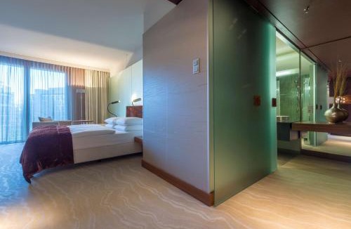 Deutz Hotel | Radisson Blu Hotel Köln