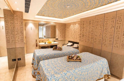 Sector 18 Hotel | Radisson Blu MBD Hotel Noida