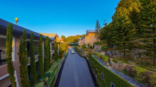 Sidhpur Hotel | Radisson Blu Resort Dharamshala