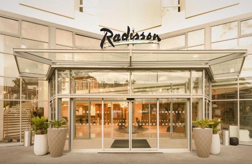 L'Arenas Hotel | Radisson Hotel Nice Airport