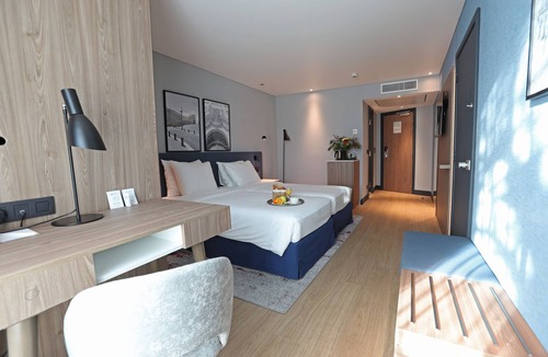 L'Arenas Hotel | Radisson Hotel Nice Airport