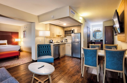 Southfield Hotel | Radisson Hotel Southfield-Detroit
