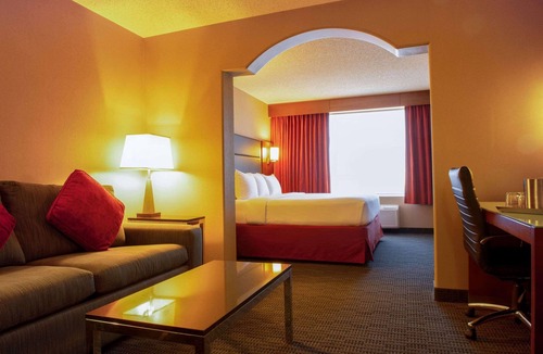 Fort McMurray Hotel | Radisson Hotel & Suites Fort McMurray