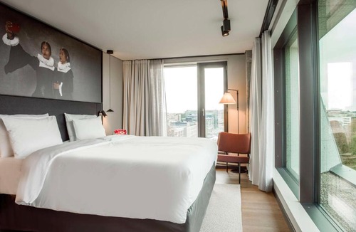 Kaisaniemi Hotel | Radisson RED Helsinki