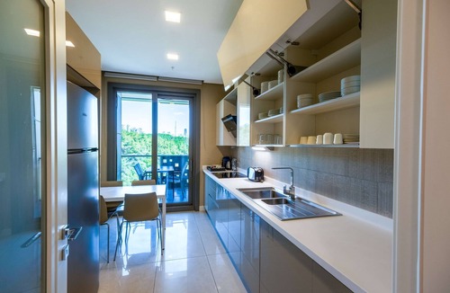 Uludag Apartment | Radisson Residences Vadistanbul