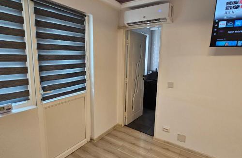 Curtea De Arges Apartment | Radu's Room