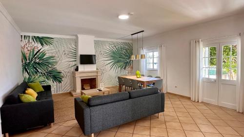Correeira Villa | Rafael - Private Pool - 10 Guests - Albufeira