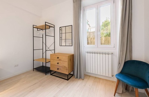 San Frediano Apartment | Raffaello apartment in Florence by Mmega