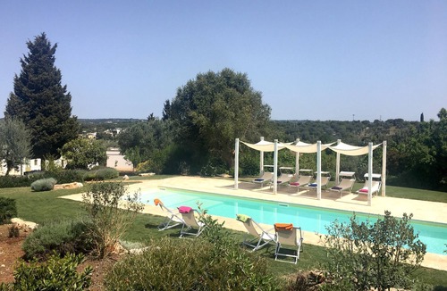 Ceglie Messapica House | Raffinata dimora tipica tra ulivi, mandorli e fichi d'india