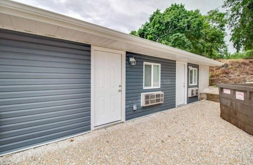 Grafton Apartment | Rafton Inn Vacation Cottage 19