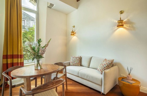 Dorsoduro Apartment | Rafts Bright Loft R&R