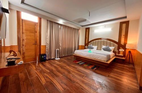 Vanthli Hotel | Raghav Bro Stays