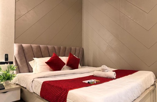 Mathura Hotel | Raghav g homes
