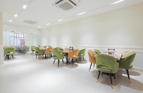 Faizabad Hotel | Raghukul Sadan