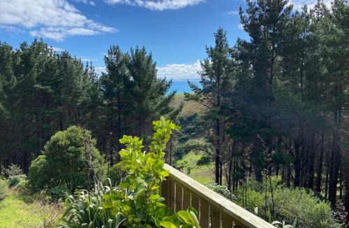 Raglan House | Raglan LoveNest -Romantic escape with outdoor bath