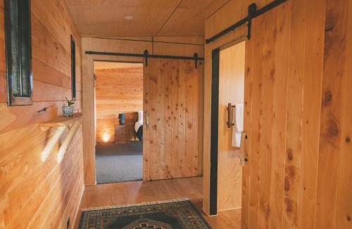 Raglan House | Raglan Rural Retreats - Range View Cottage