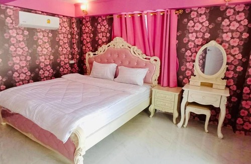 Suan Phueng Hotel | Rai Phurak Resort