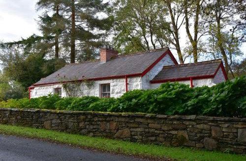 Donegal House | Railway Crossing Cottage