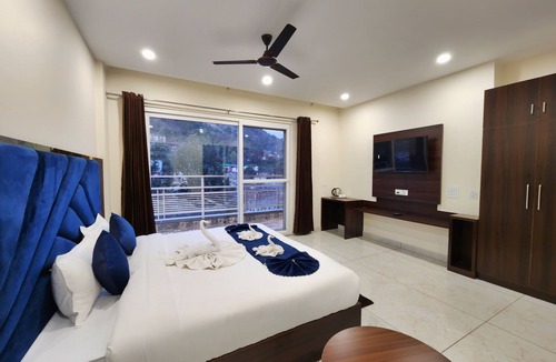 Solan Bed & Breakfast | Raina's BnB