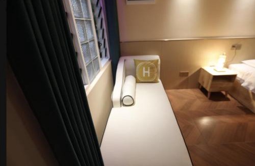 Nadi House | Rainbow Accommodations