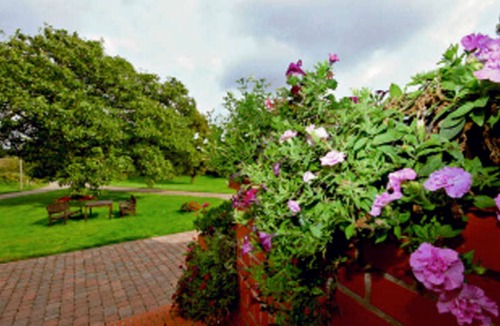 Rugen Island Bed & Breakfast | Rainbow - Apartments in the Sonnenhaus
