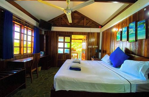 Siquijor Hotel | Rainbow Bay Beach and Dive Resort
