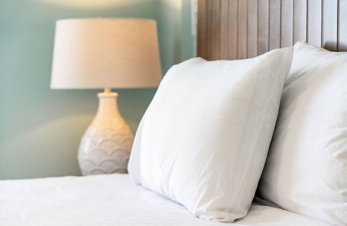 Marathon Hotel | Rainbow Bend Resort