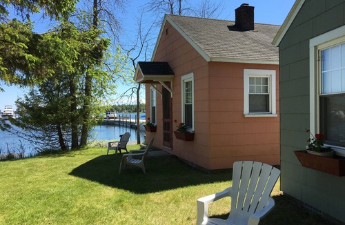 Cedarville Cabin | Rainbow Cabins (Pink Cabin #4)