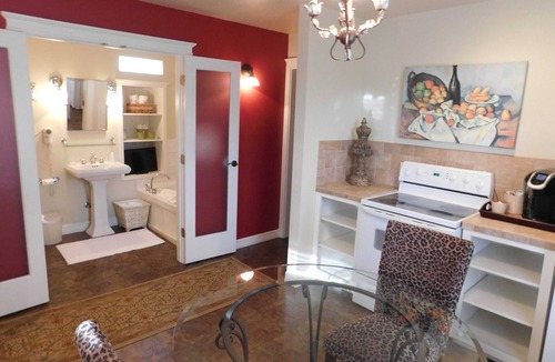Rockdale Hotel | Rainbow Courts Motel