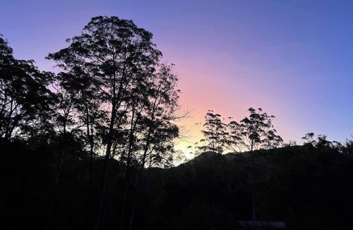 Dairyville Apartment | Rainbow Farm Studio - Sleep to the sounds of the Orara River 15 mins from Coffs.