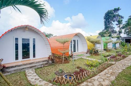 Pupuan Hotel | Rainbow Glamping
