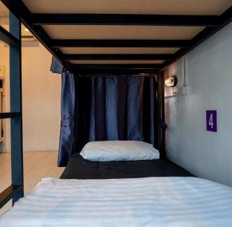 Sri Phum Hostel | Rainbow hostel Chiang mai
