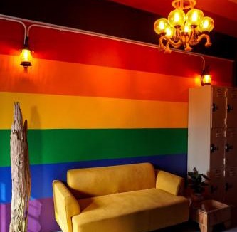 Sri Phum Hostel | Rainbow hostel Chiang mai