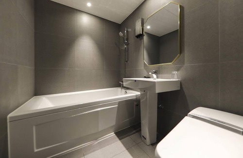 Seo-gu Hotel | Rainbow Hotel