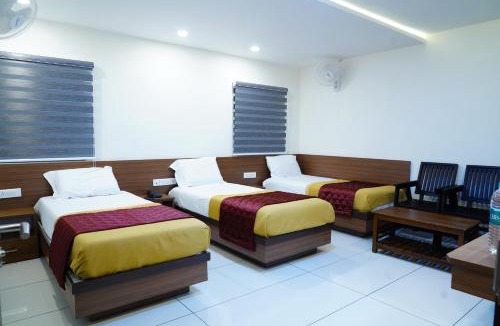 Munnar Hotel | Rainbow Inn