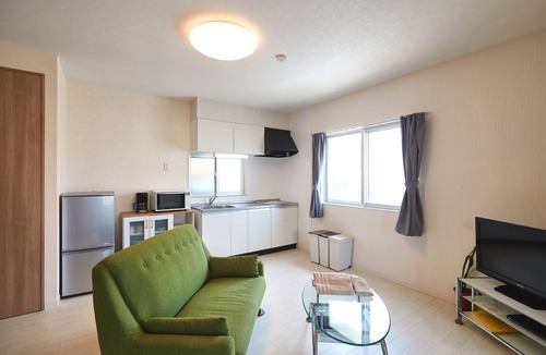 Ginowan Apartment | Rainbow Terrace