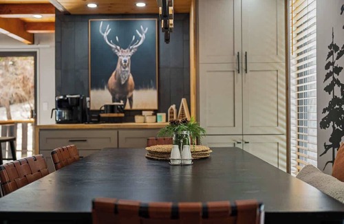 Big Bear City House | Rainbow Tree Haus