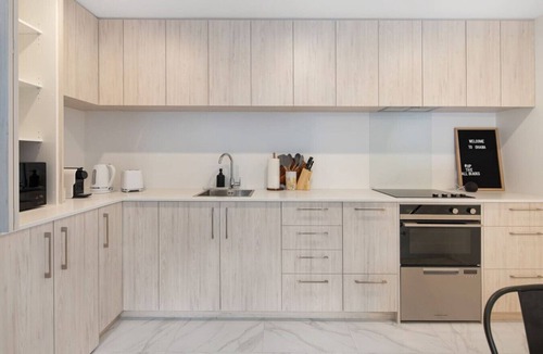Lower Hutt House | Rainey Lane Delight: 2BR Escape