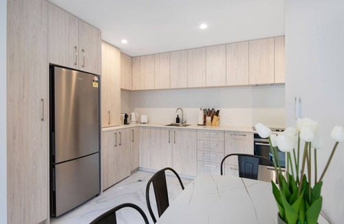 Lower Hutt House | Rainey Lane Delight: 2BR Escape