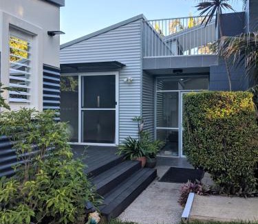 Port Macquarie Villa | Rainforest Cottage