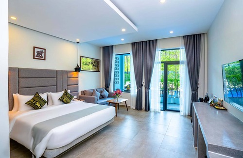 Kampot Hotel | Rainforest Hotel by NSUN