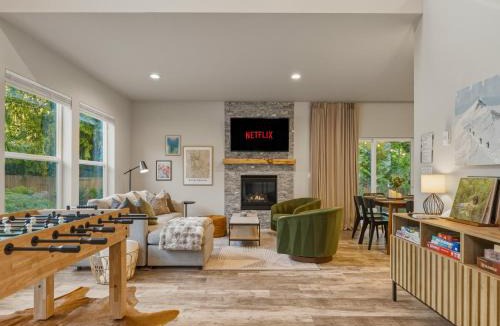 Paradise Estates House | Rainier Spa Cabin 7 Minutes to Park